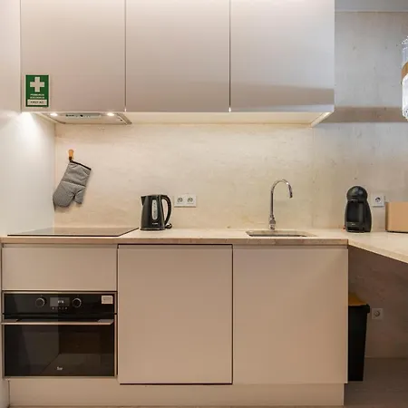 Apartment Downtown By Lovelystay Lisbon